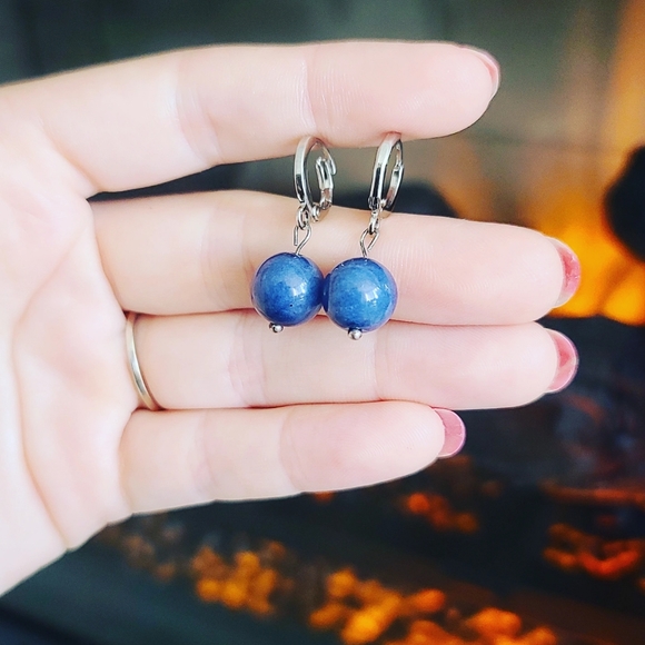 Lapis Lazuli beaded earrings ✨ - Picture 3 of 3